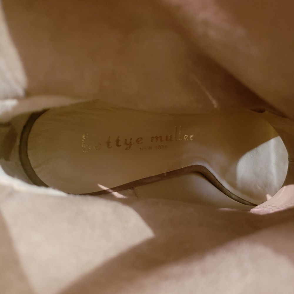 Bettye Muller Boots - Picture 7 of 12